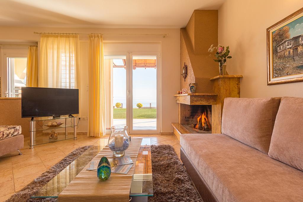 Villa Nefeli Akti Salonikiou B Айос-Ніколаос Екстер'єр фото
